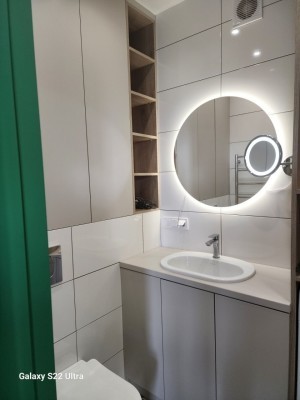 Lustro Shape 01 + Ambilight